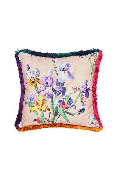 CUSHION WITH PASSEMENTERIE