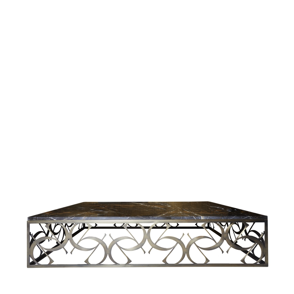 MONOGRAMCENTRALTABLE_MAIN