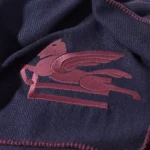 Alissio Throw - Image 5