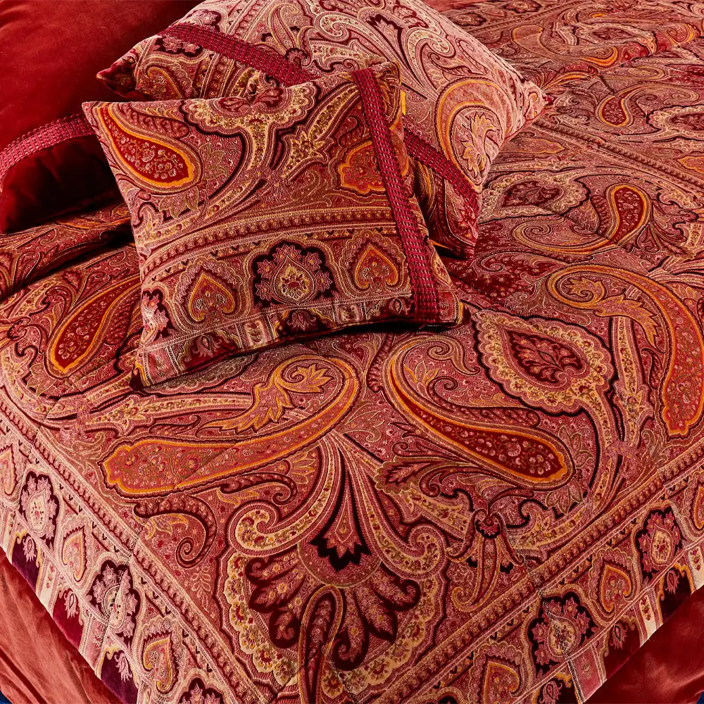 BRISTOLQUILTEDBEDCOVER2