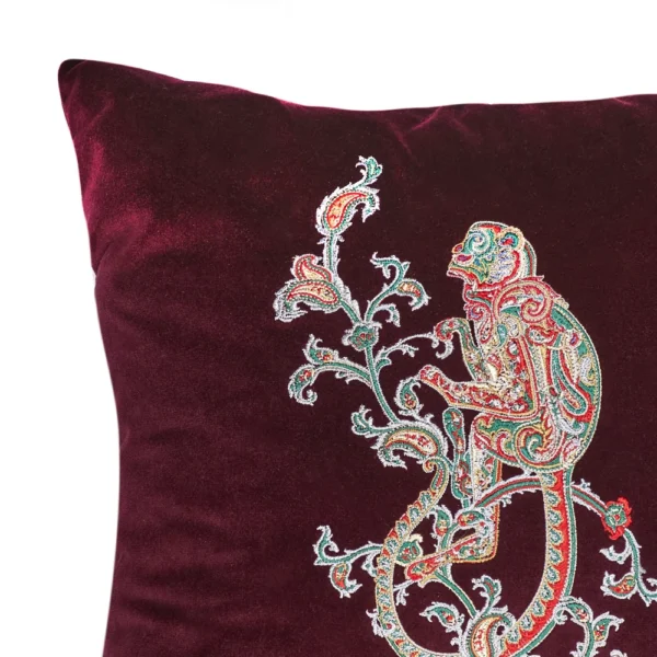 Casseaux Cushion Embroidered - Image 3