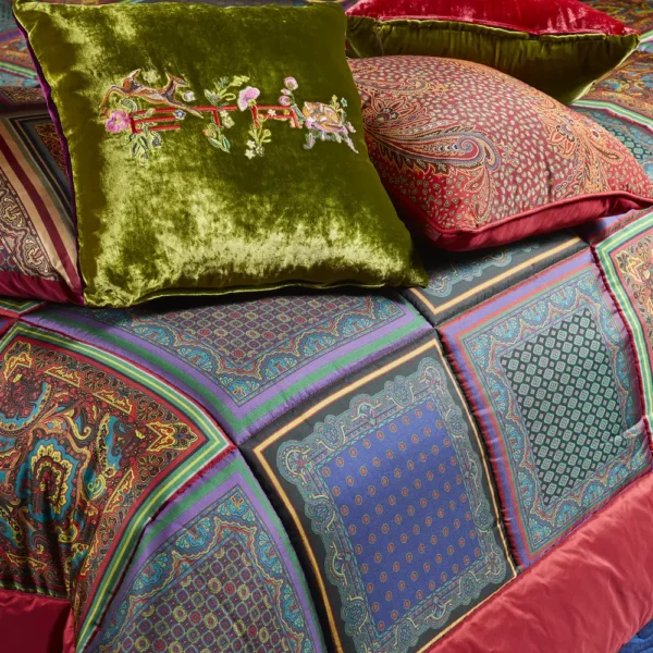 Colyton Quilted Bedcover - Image 4