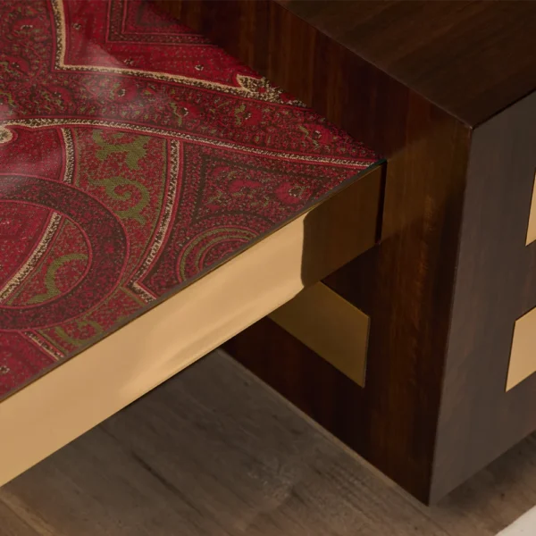 Meret Central Table - Image 5