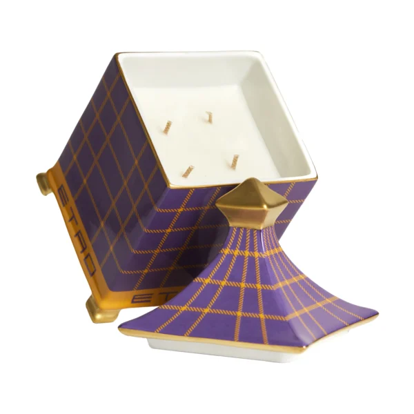 Pagoda Candle: Tartan - Image 3