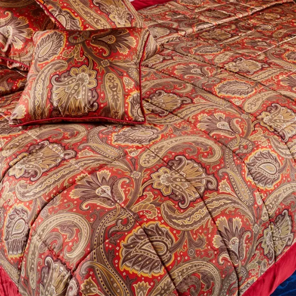 Santa Catalina Quilted Bedcover - Image 2