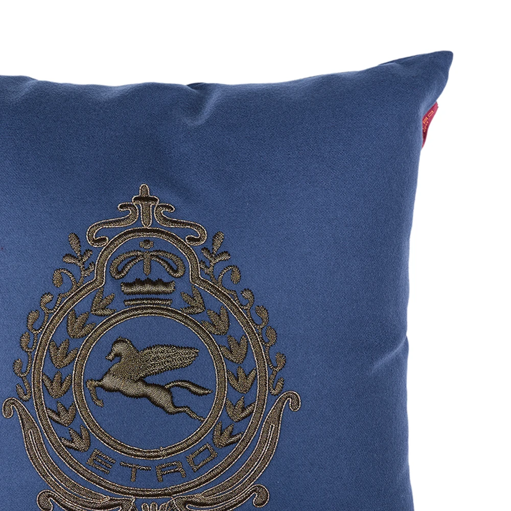 CRESTEMBROIDEREDCUSHION2