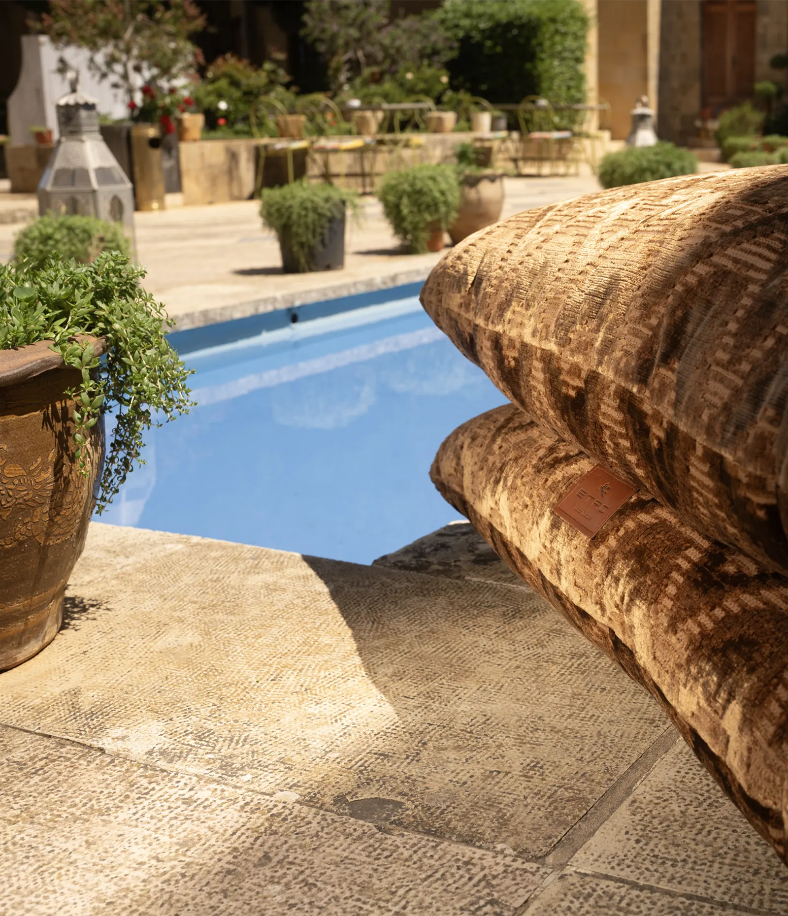 Italian luxury furniture in Lebanon by ETRO HOME